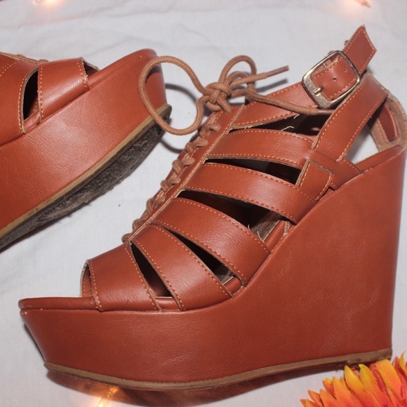 BAMBOO Strappy Lace Up Wedges - Picture 3 of 3